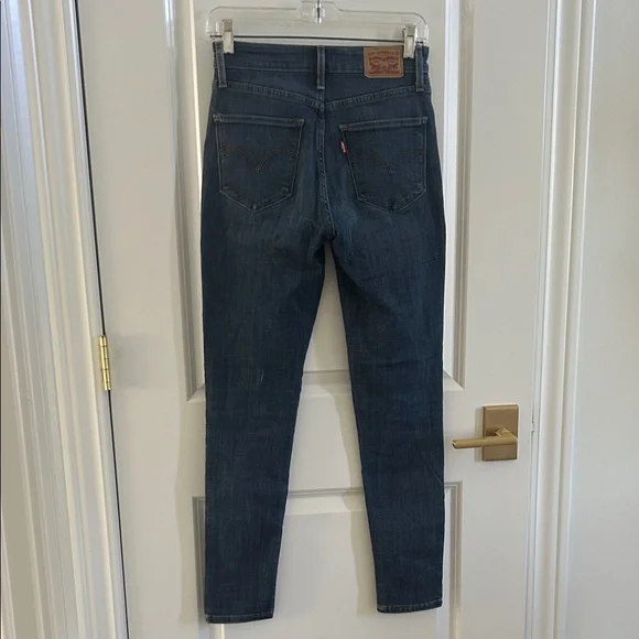 Levi's 721 high rise Skinny Jeans - Picture 5 of 5